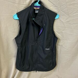 Women’s 5.11 zippered vest size small